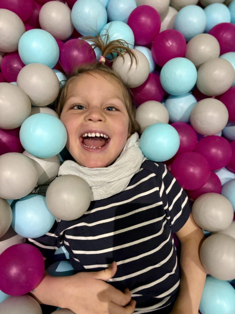 Nele 4 768x1024